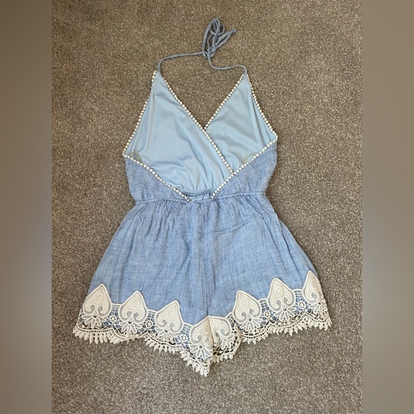 Blue and white lace summer romper - Picture 2 of 2